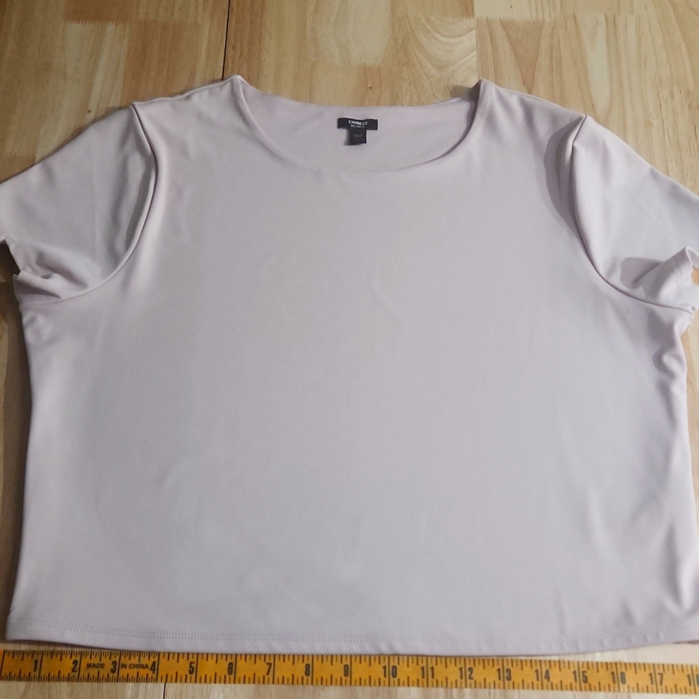 Express Semi-Cropped Top XL